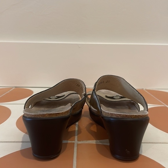 Mephisto Leather Sandals - Picture 4 of 7